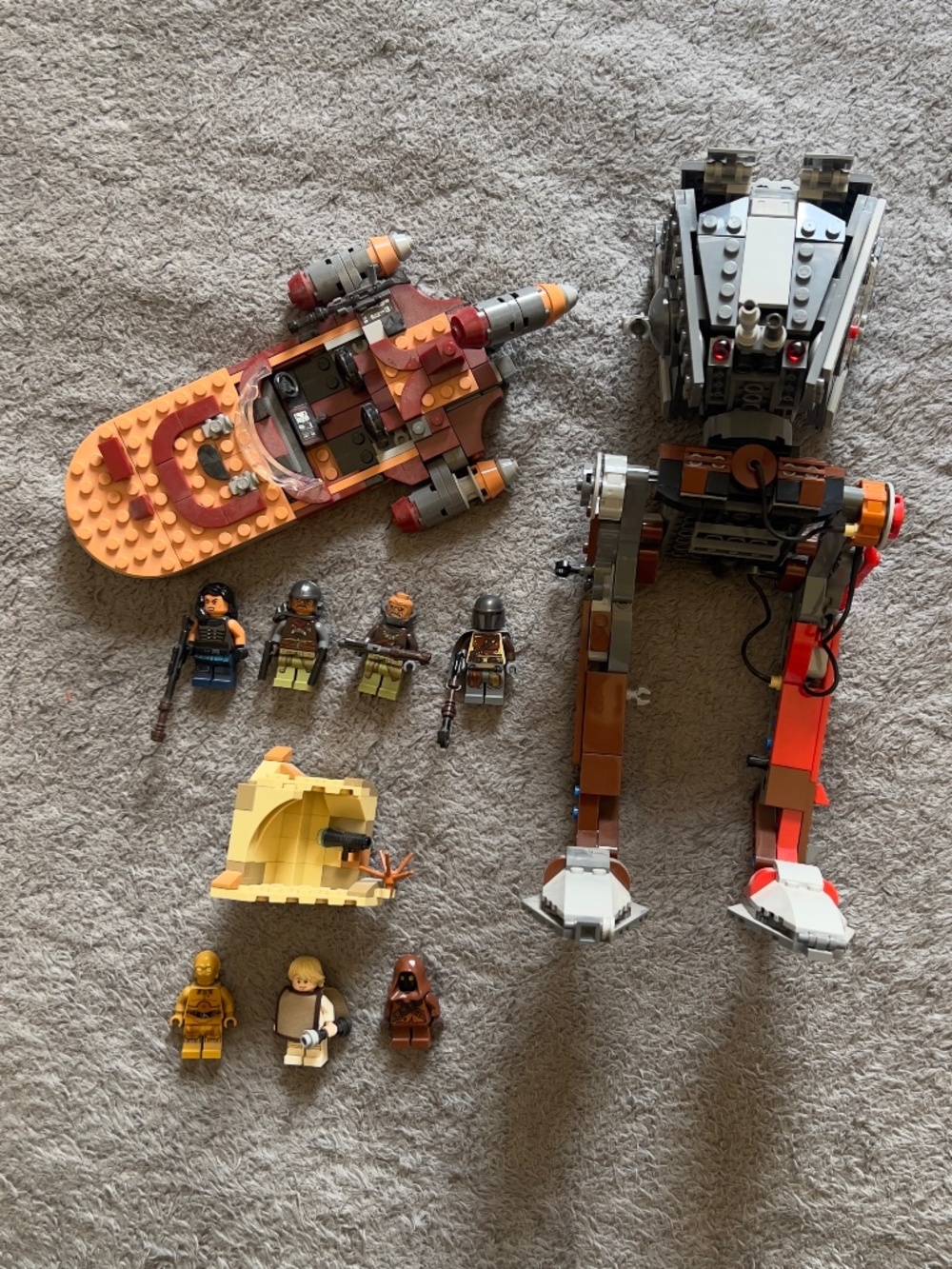Set of Legos (Star Wars) Walker and Speeder